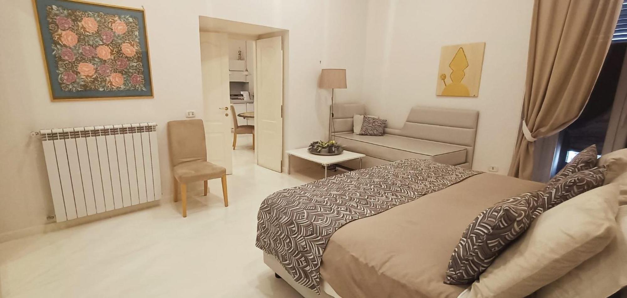 לינה וארוחת בוקר נאפולי Relais Piazza Dei Martiri מראה חיצוני תמונה
