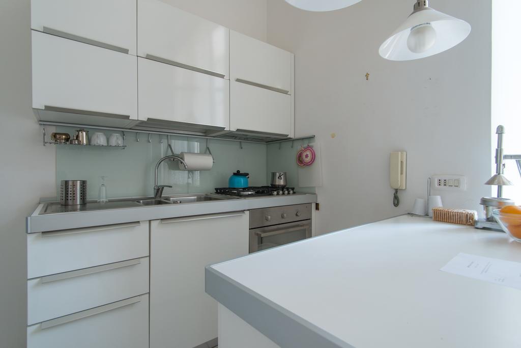 לינה וארוחת בוקר נאפולי Relais Piazza Dei Martiri מראה חיצוני תמונה