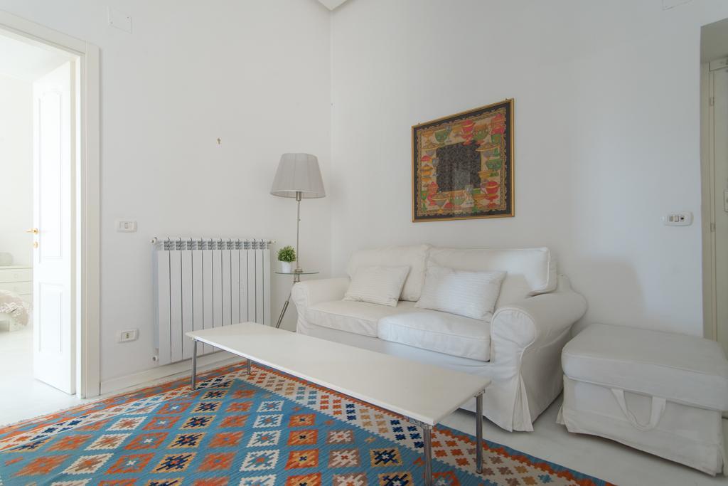 לינה וארוחת בוקר נאפולי Relais Piazza Dei Martiri מראה חיצוני תמונה